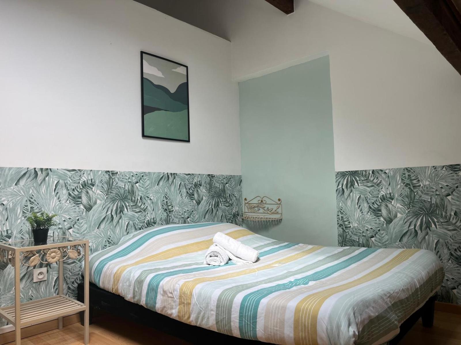 Ferienwohnung 3 Pieces Calme, Terrasse Et Parking Prive Courcouronnes Exterior foto